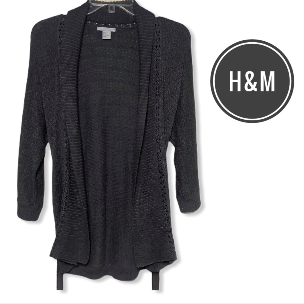 ‼️LAST CHANCE‼️ H&M Charcoal Cable-Knit Cardigan Sweater with Belt